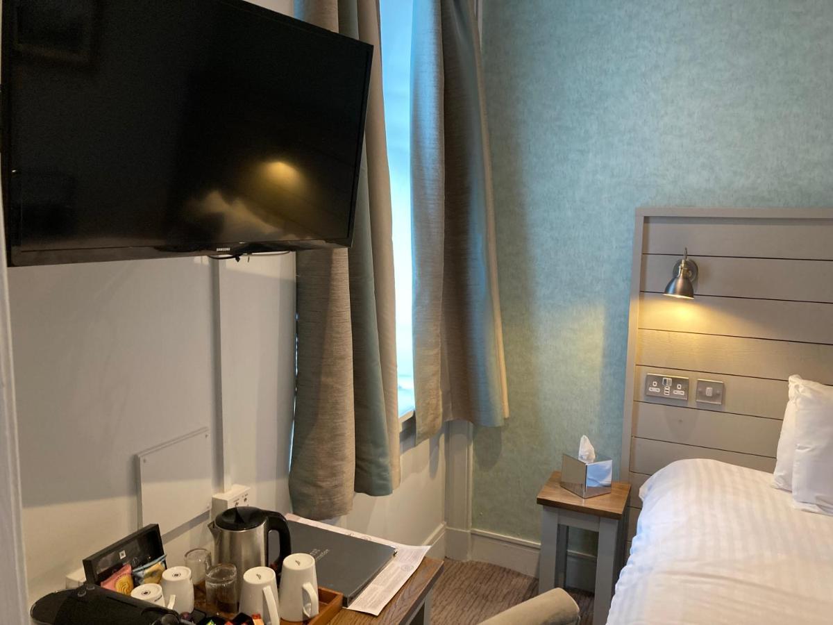 West Port Hotel Линлитгоу Экстерьер фото